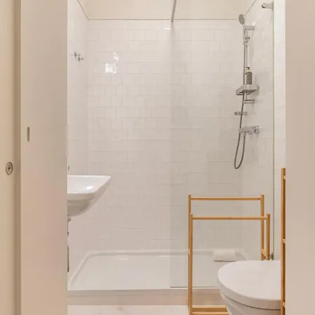 2bdr Alcantara Nest By Lovelystay Daire *