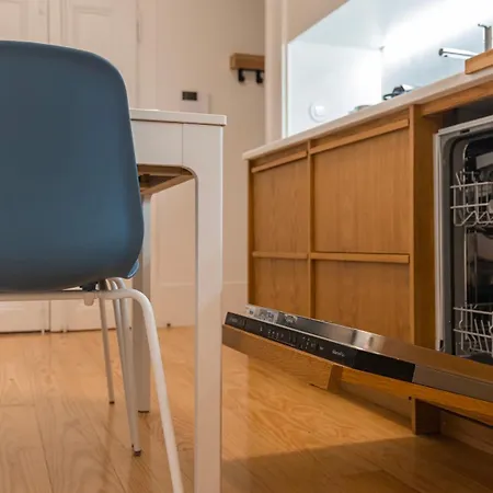 2bdr Alcantara Nest By Lovelystay Apartament